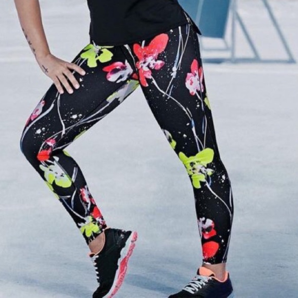 Demi Lovato for Fabletics Activewear Leggings